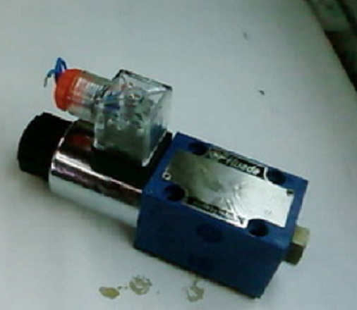 �������µ�Һ����4WEH16Y50B/6CW220-N9ET25L